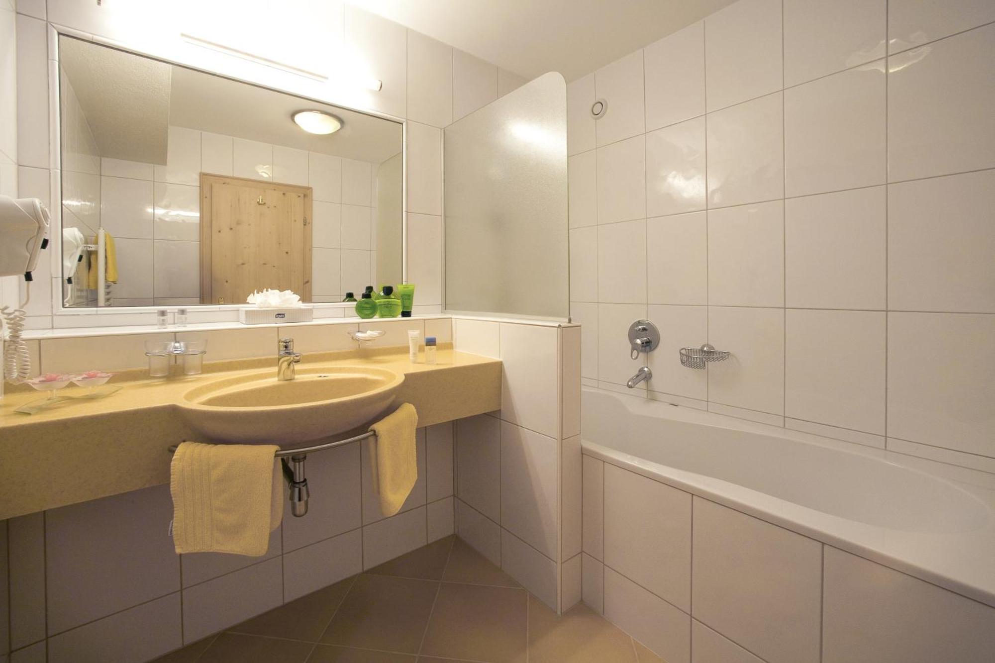 Alpenhotel Tirolerhof Gerlos Oda fotoğraf