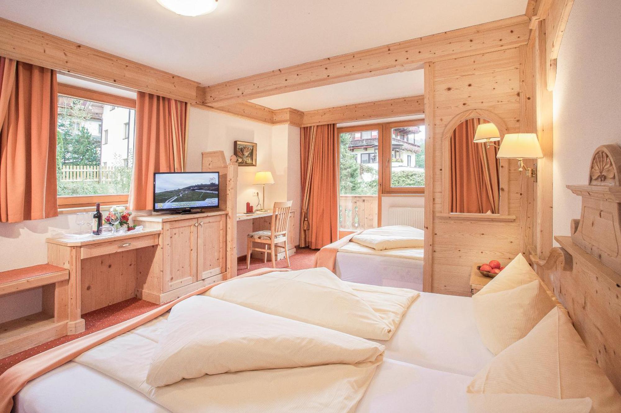 Alpenhotel Tirolerhof Gerlos Oda fotoğraf
