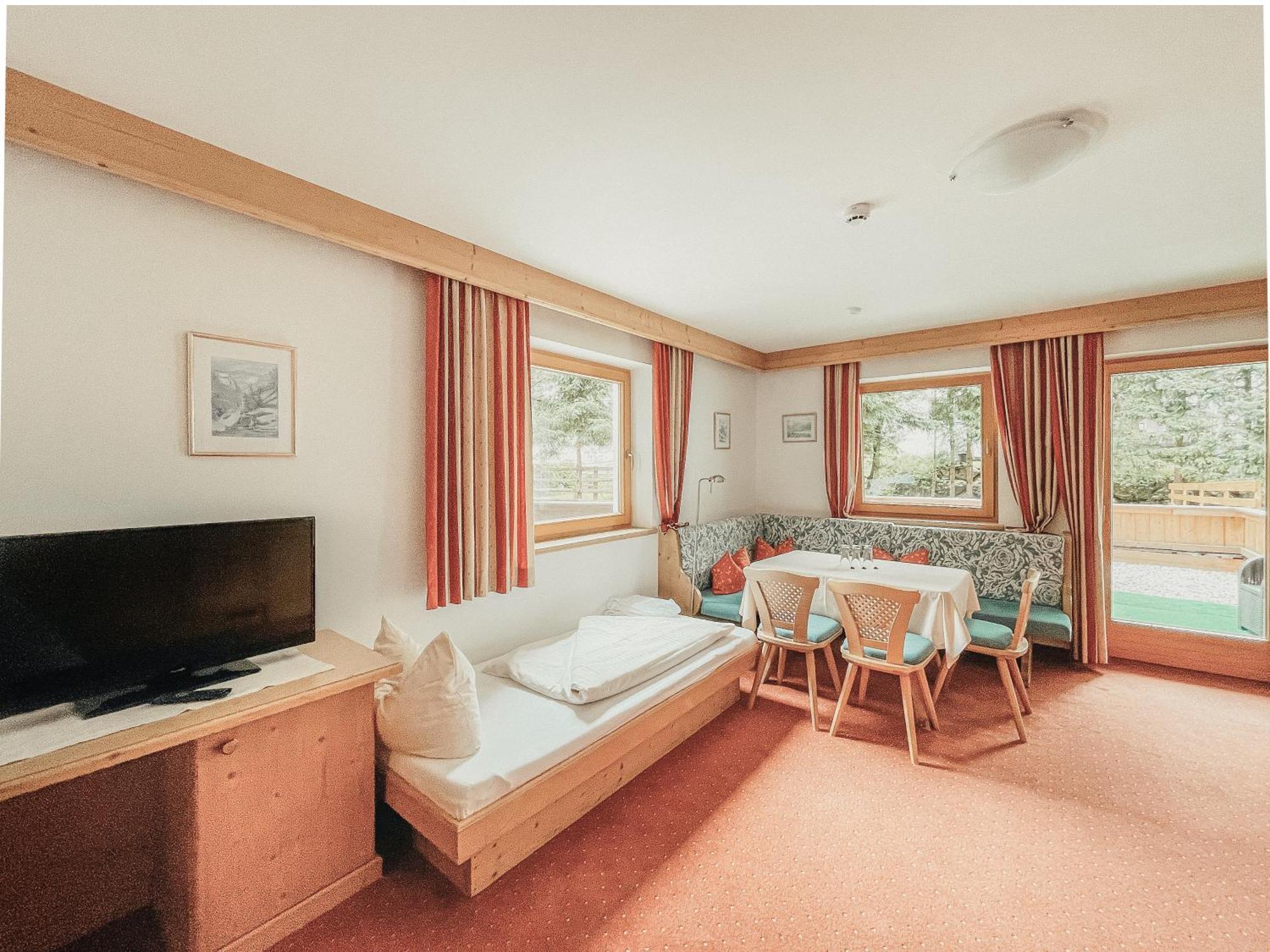 Alpenhotel Tirolerhof Gerlos Oda fotoğraf