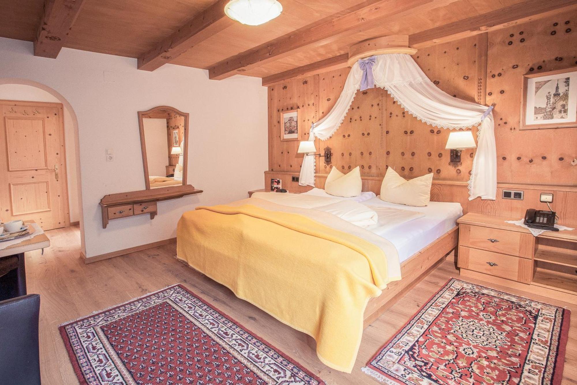 Alpenhotel Tirolerhof Gerlos Oda fotoğraf